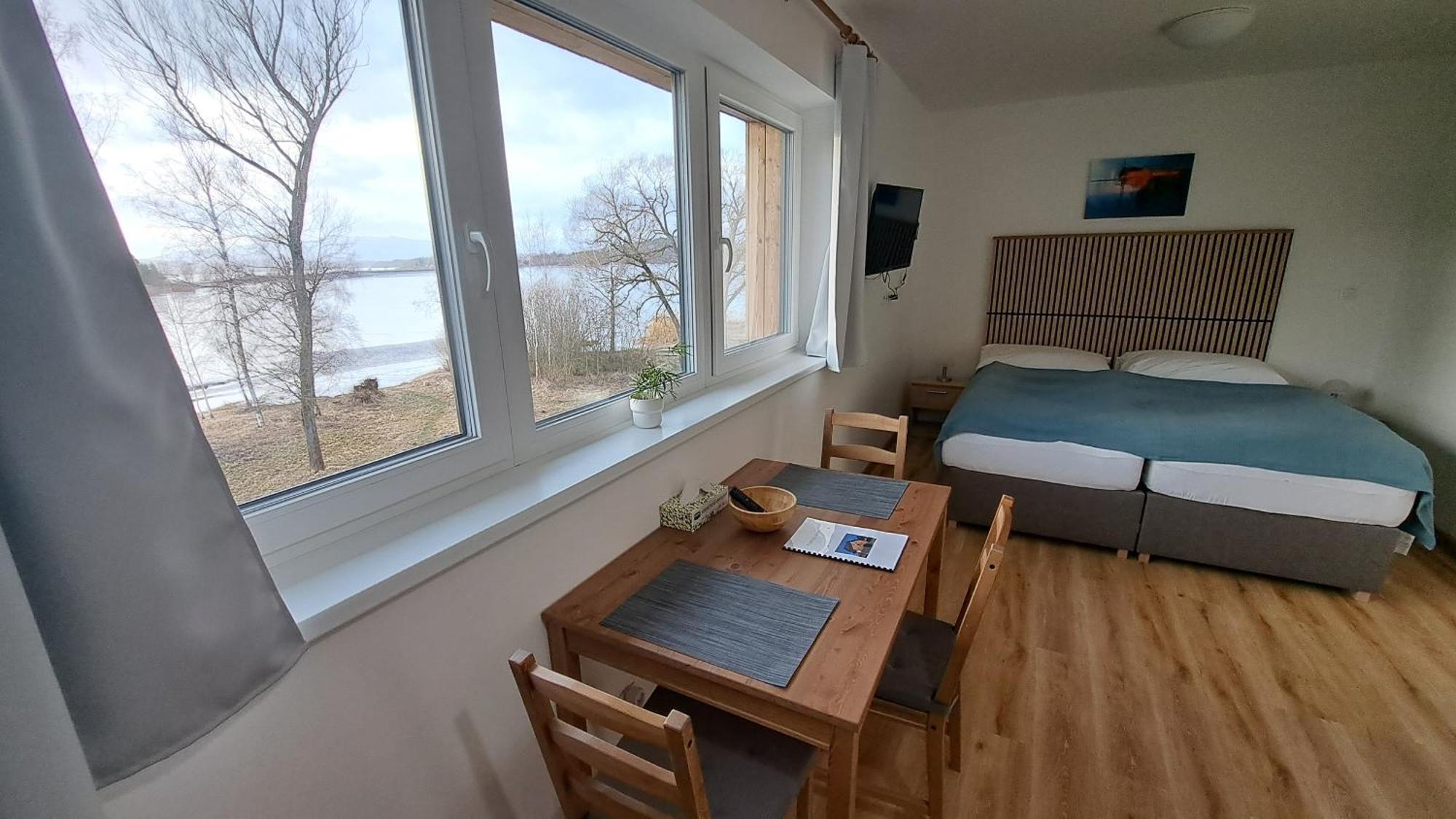 Apartmany - Male Lipno Černá v Pošumaví Exteriör bild