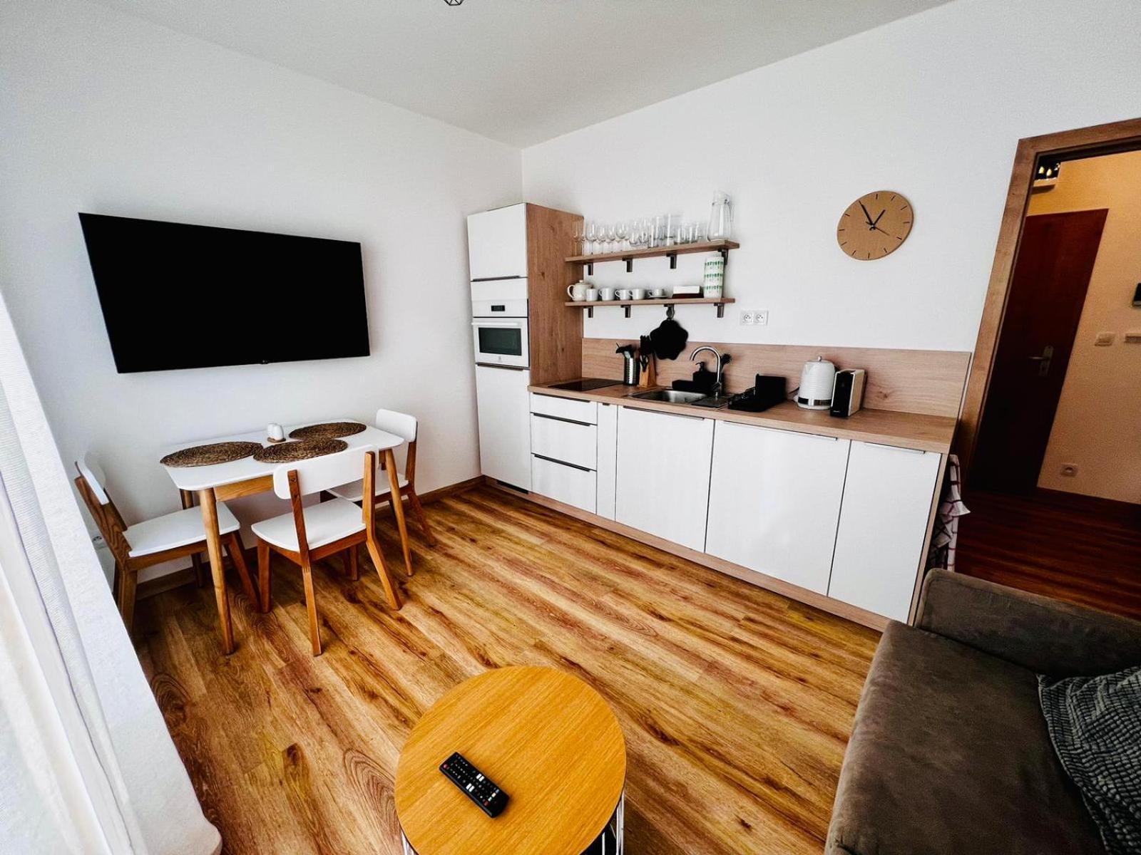 Apartmany - Male Lipno Černá v Pošumaví Exteriör bild