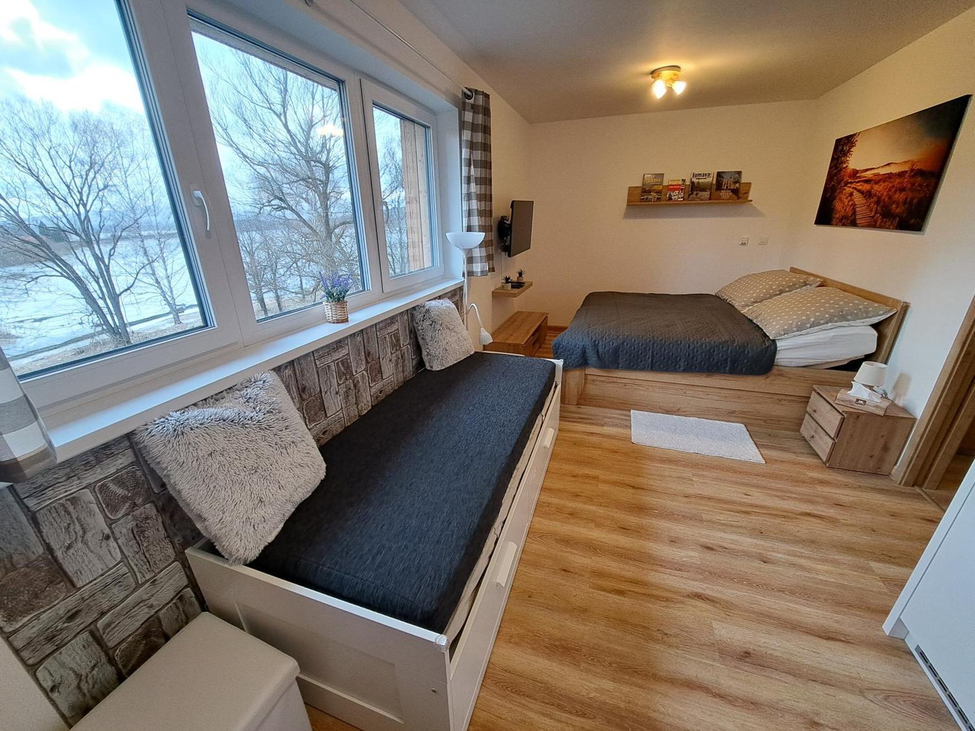 Apartmany - Male Lipno Černá v Pošumaví Rum bild