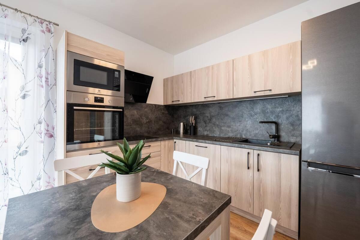Apartmany - Male Lipno Černá v Pošumaví Exteriör bild