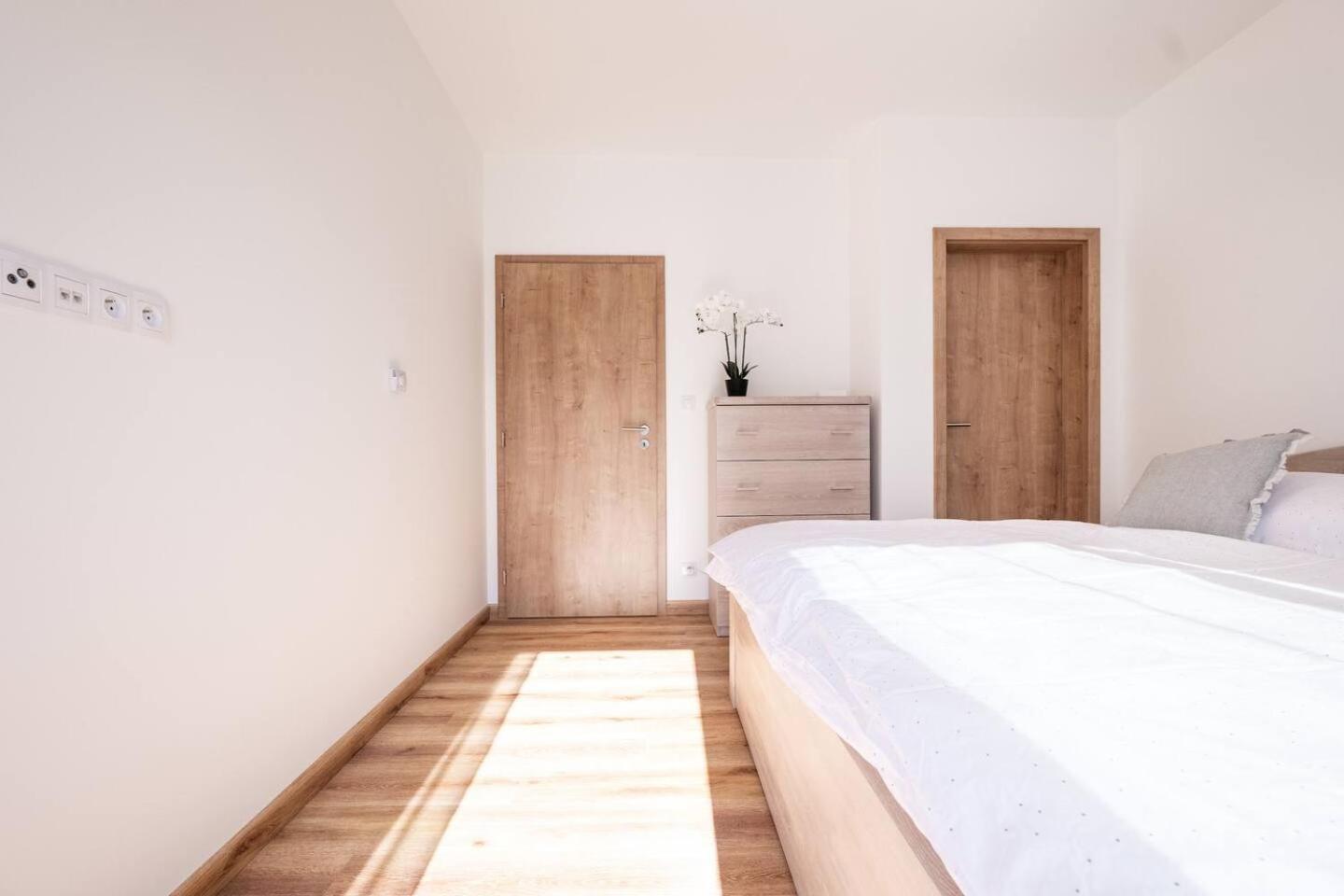 Apartmany - Male Lipno Černá v Pošumaví Rum bild